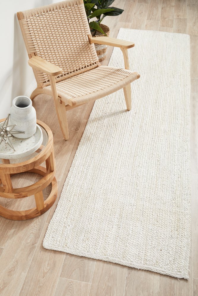 Coastal Jute-Runner