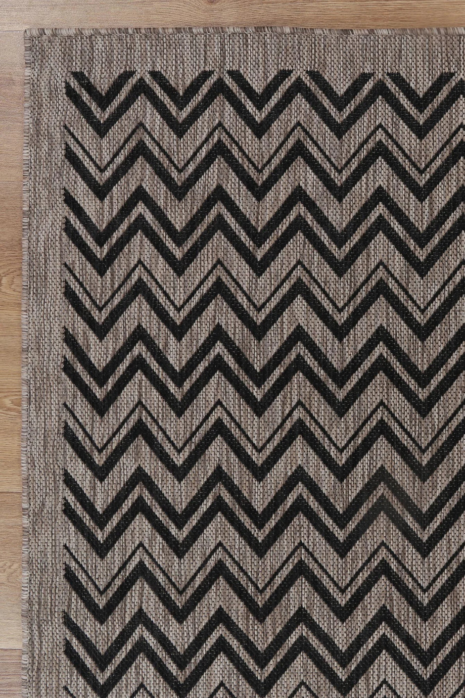 Dawn D07 Black Sand